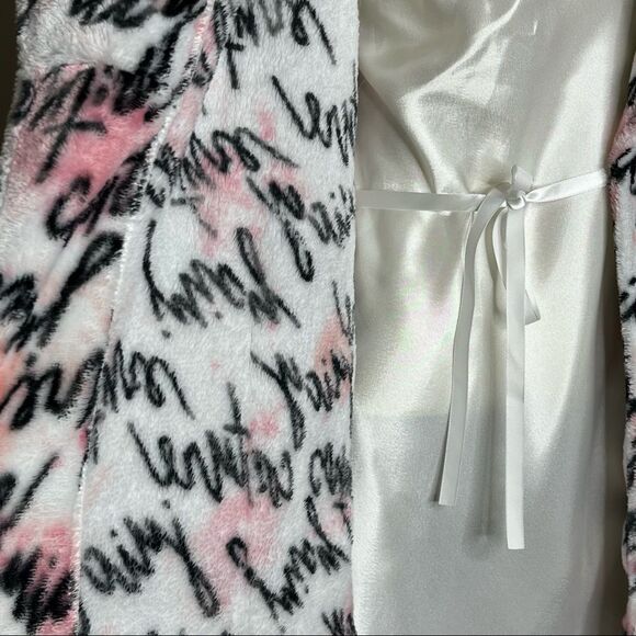 Juicy Couture Robe Sleepwear S/M Watercolor Logo Short with Tie Pink White Black - Picture 8 of 11